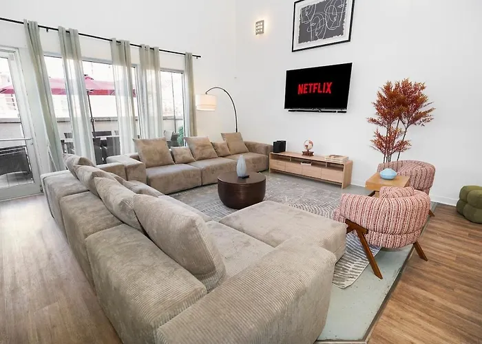 Huge 5br Heart Of Fulton Market Duplex Of Dreams *