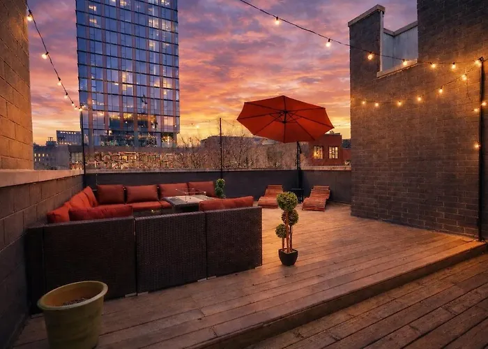 Huge 5br Heart Of Fulton Market Duplex Of Dreams