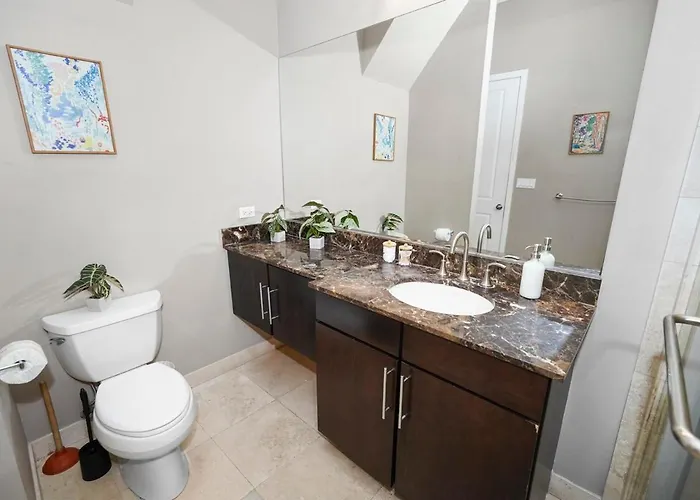 Huge 5br Heart Of Fulton Market Duplex Of Dreams Chicago